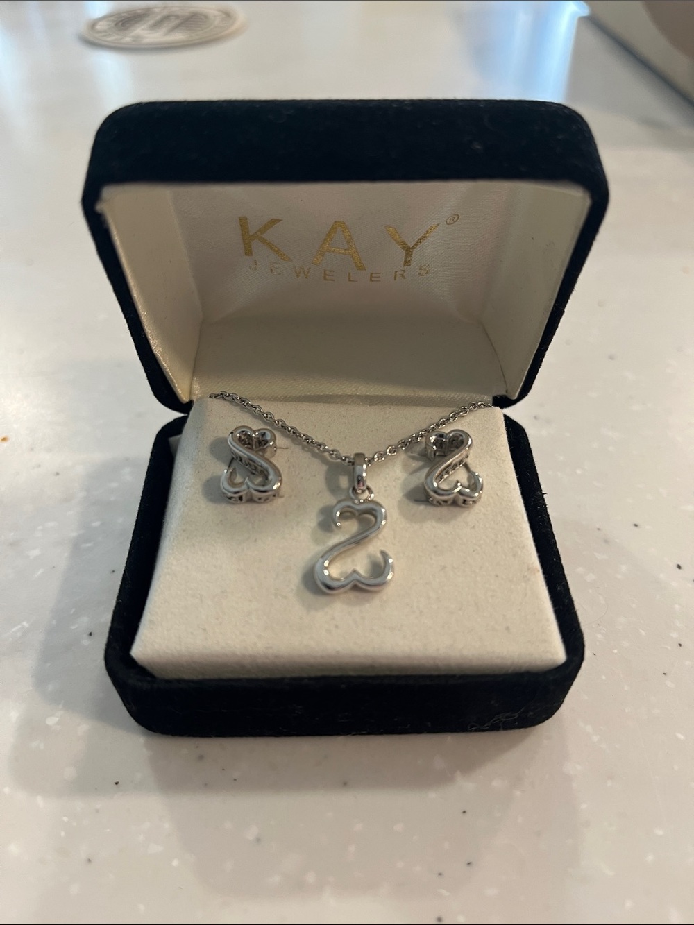 Kay Jewelers Open Heart Necklace and Earrings